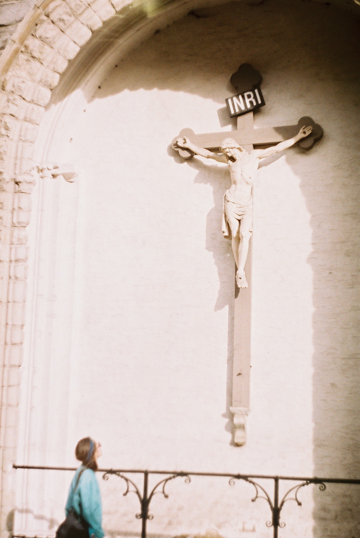 Crucifix sur un mur